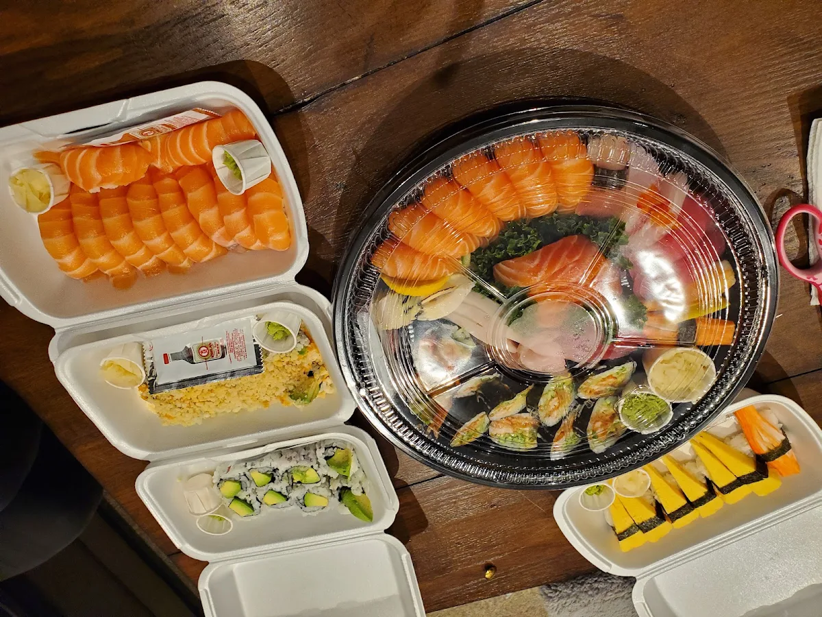 Sushi and Sushimi