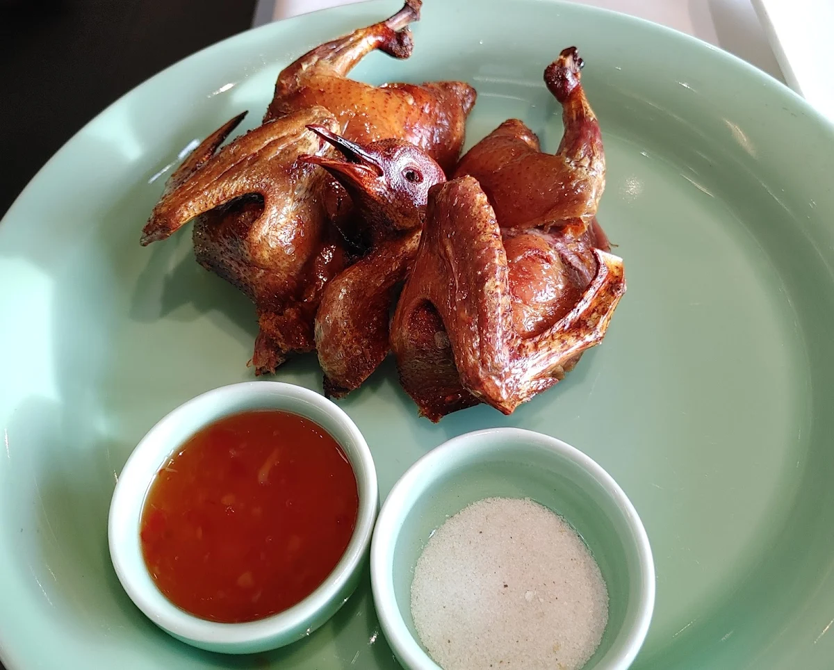 Peking Style Premium Roasted Pigeon