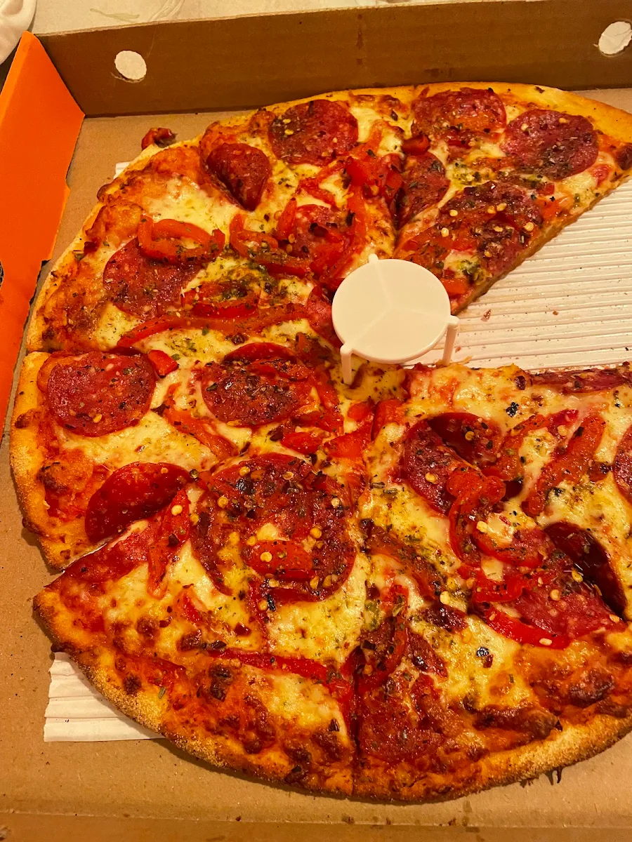 Thin Crust Pepperoni Pizza
