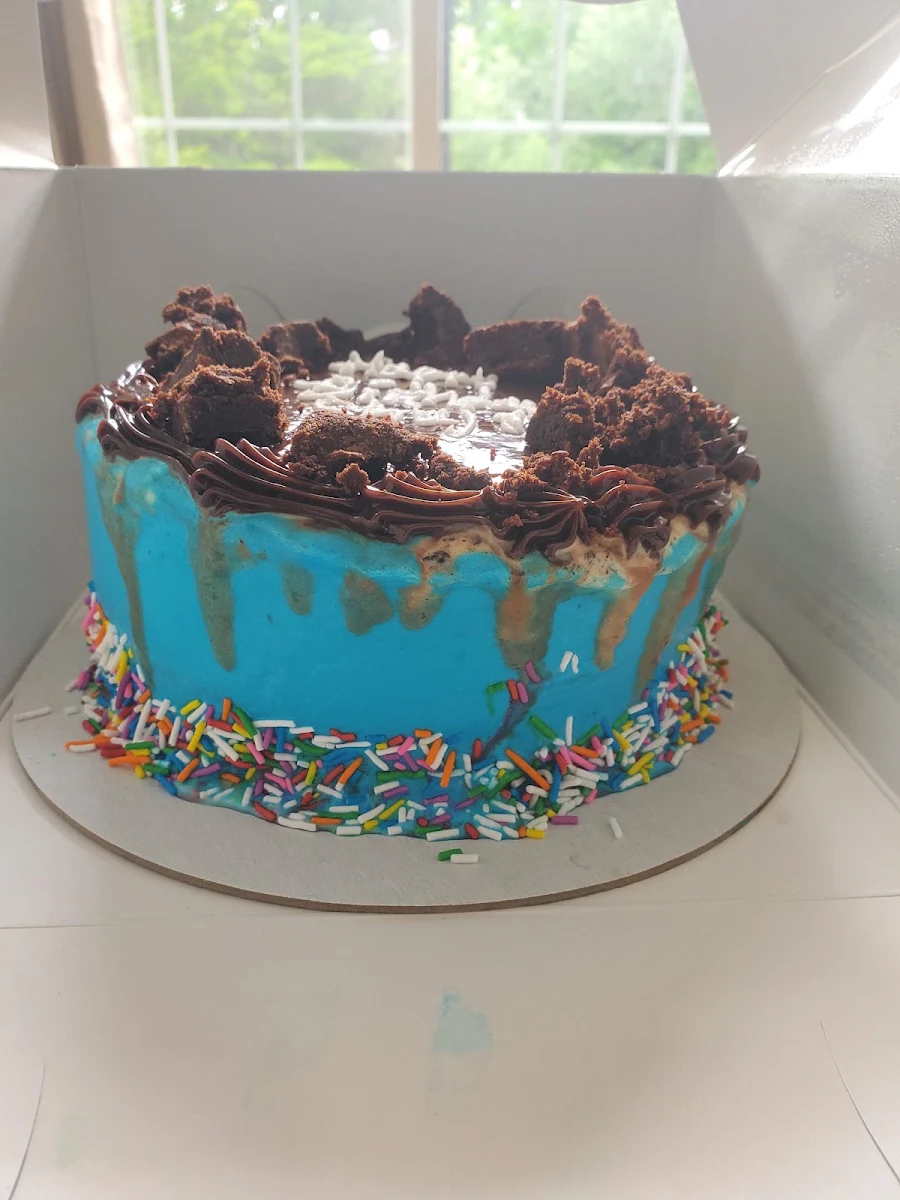 Chocolate Chip 6 Cake