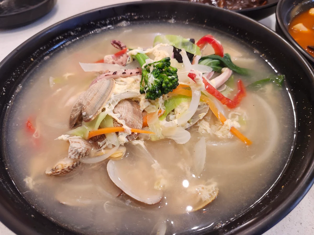 Clam Noodle Soup