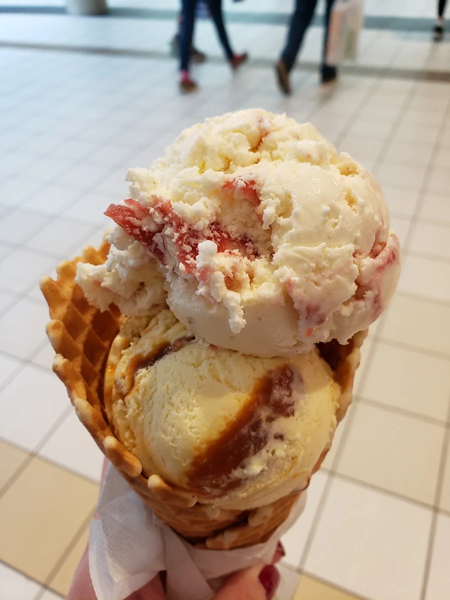 Strawberry Cheesecake Ice Cream