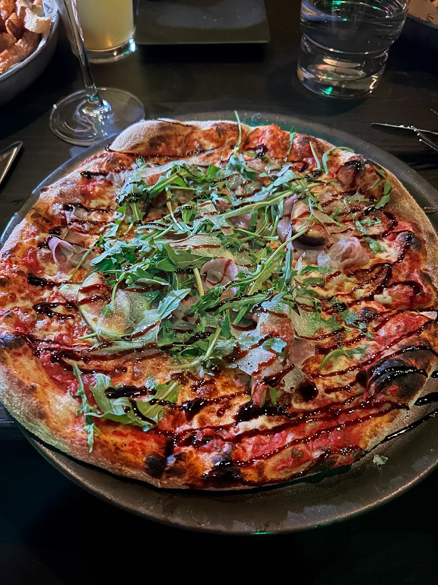 Pizza Prosciutto Et Figues