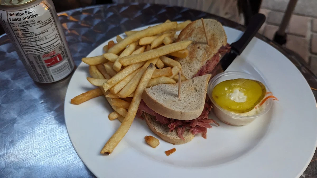 Smoked Meat Sandwich
