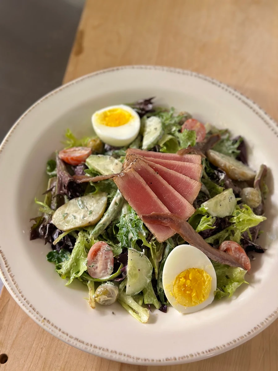 Nicoise Salade with Grilled Organic Salmon
