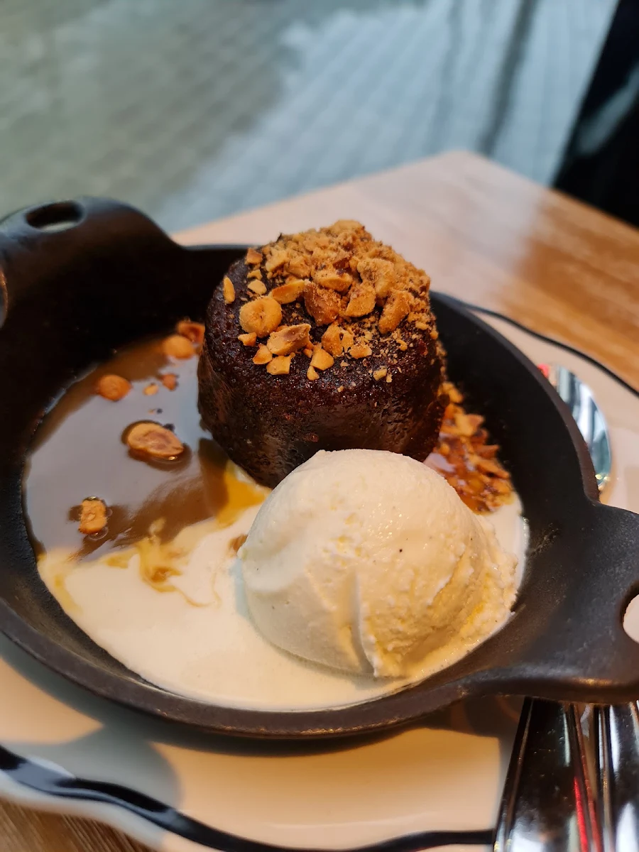 Warm Chocolate Sticky Toffee Pudding