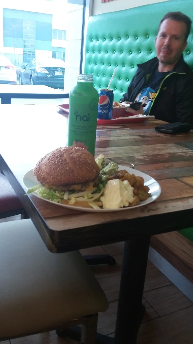 Homemade Burger Dish Assiette Burger Maison