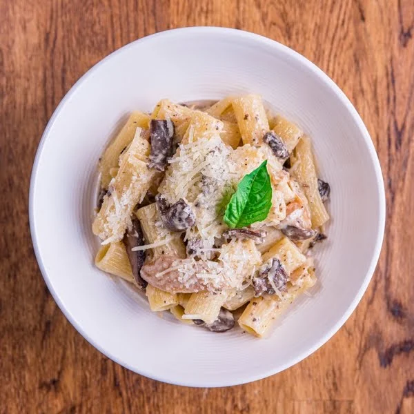 Highlights, Lambretta Pizzeria