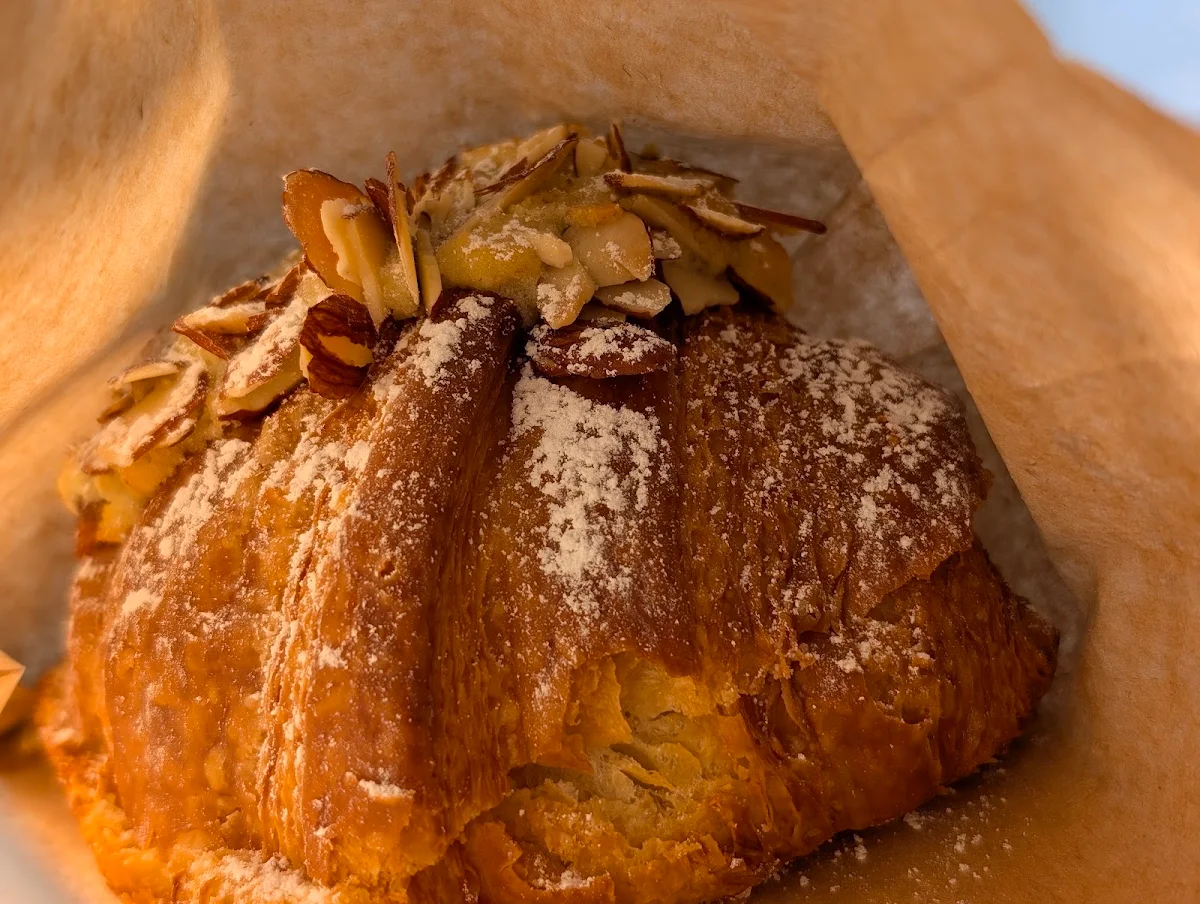 Almond Earl Grey Croissant