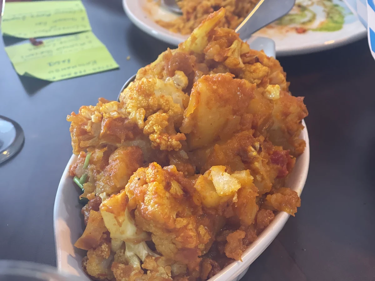 Butter Chicken Poutine
