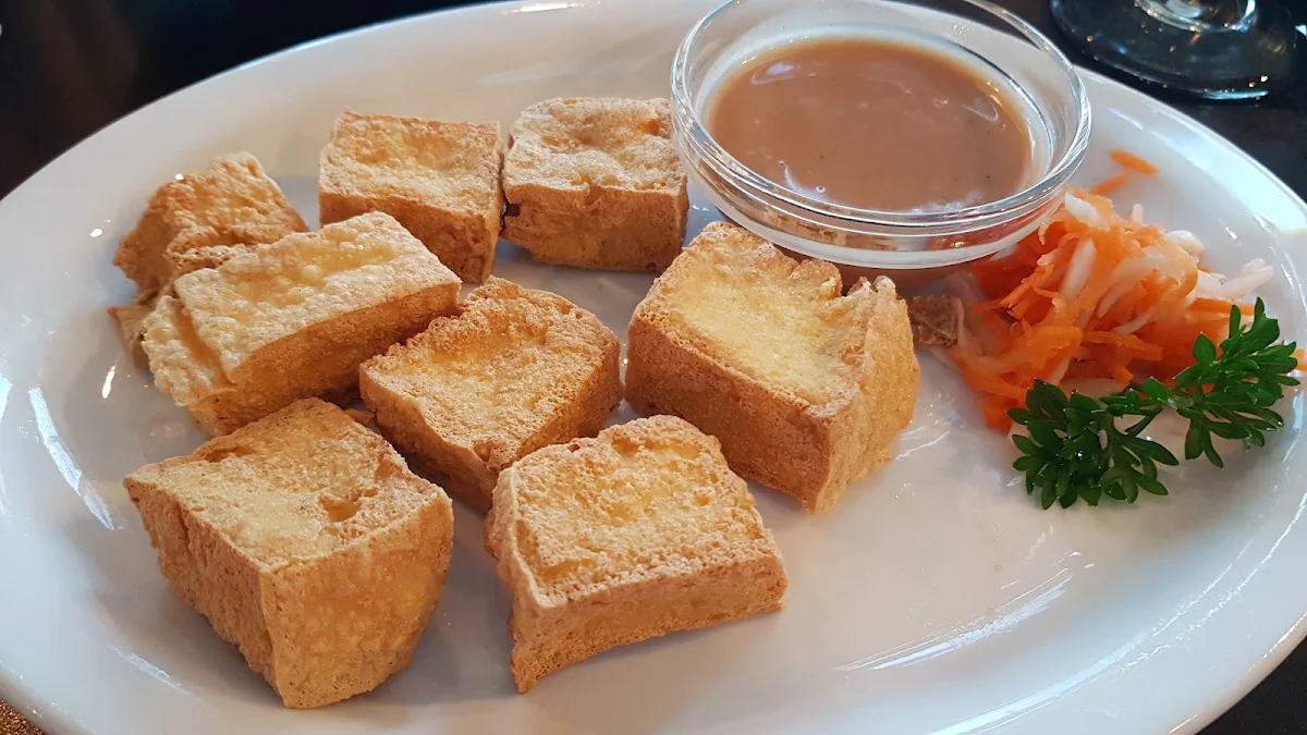 Tofu Frit Sauce Aux Arachides