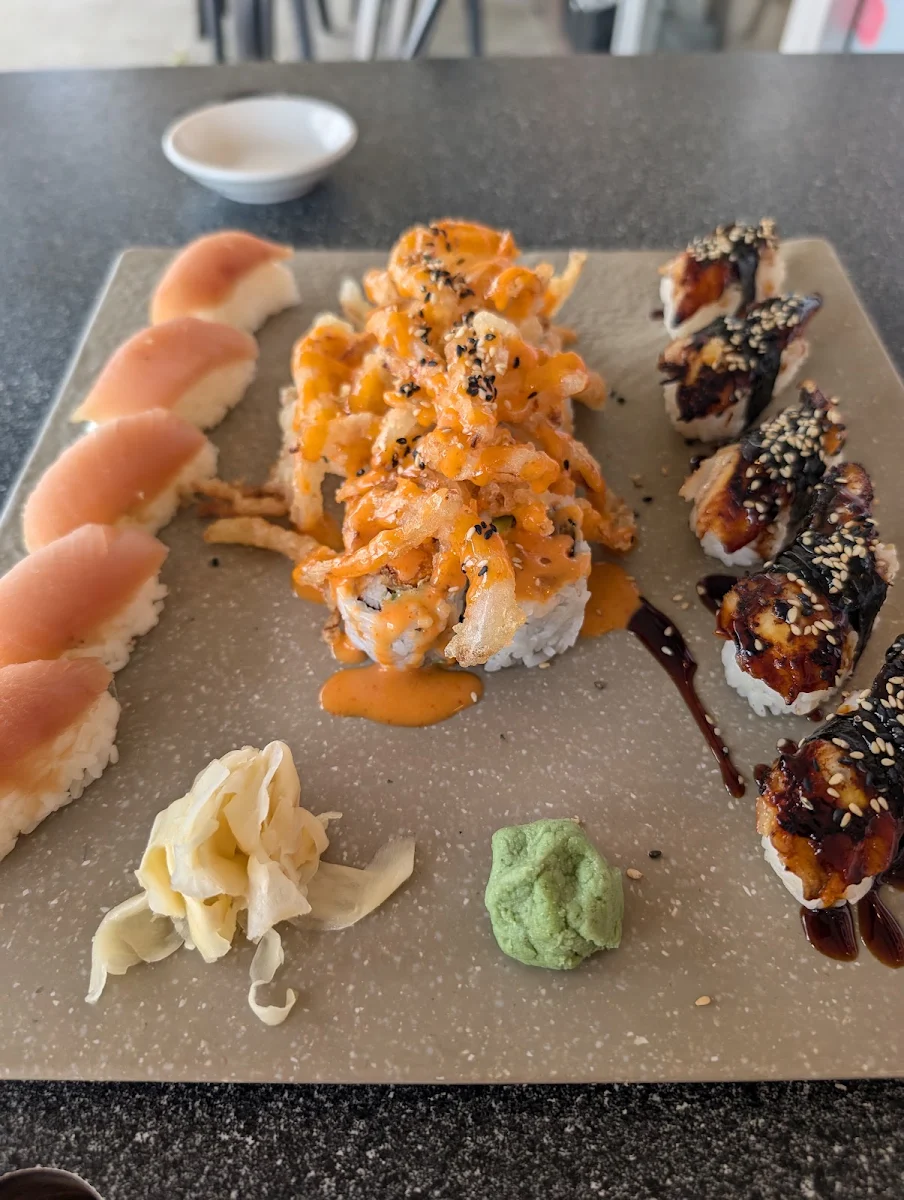 Tuna Nigiri Bubba Roll Unagi Nigiri