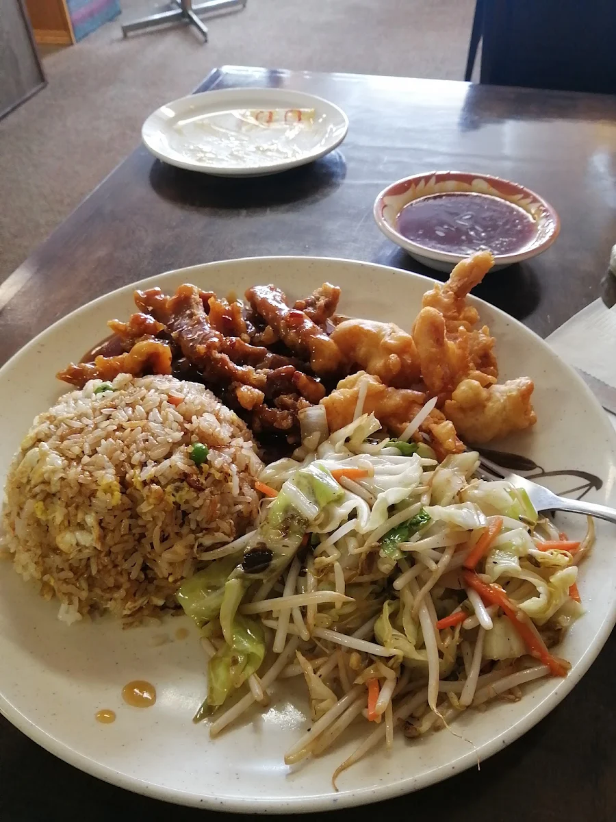 Ginger Beef Fried Rice with Shrimps