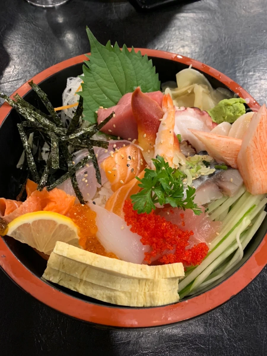 Chirashi Sushi