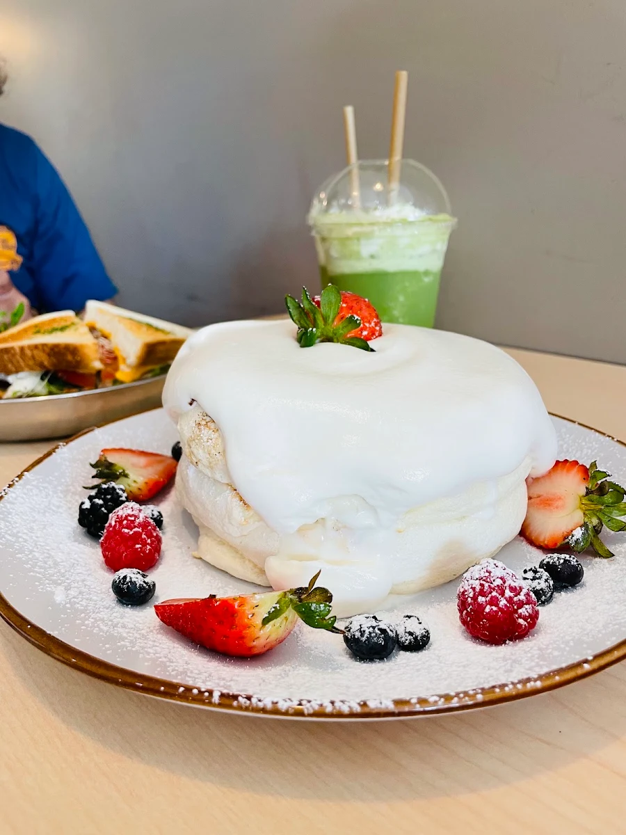 Soufflé Pancakes