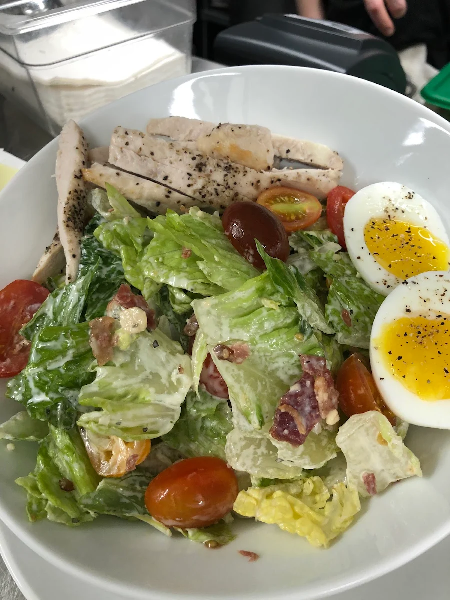 Oak Cobb Salad
