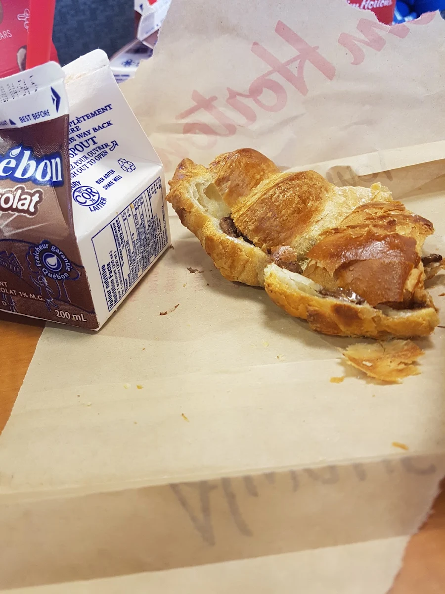 Nutella Croissant Sandwich