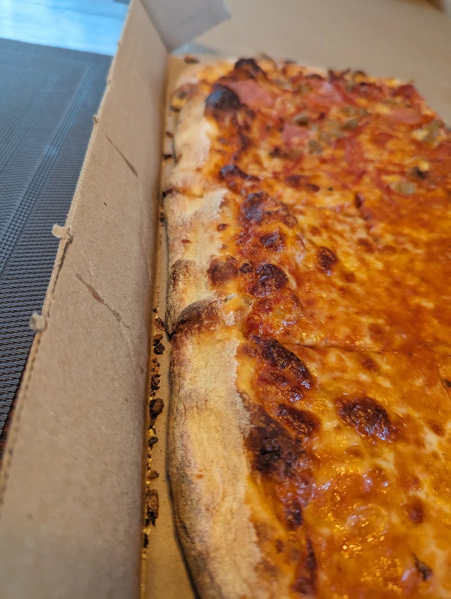 Highlights, Naples Pizza