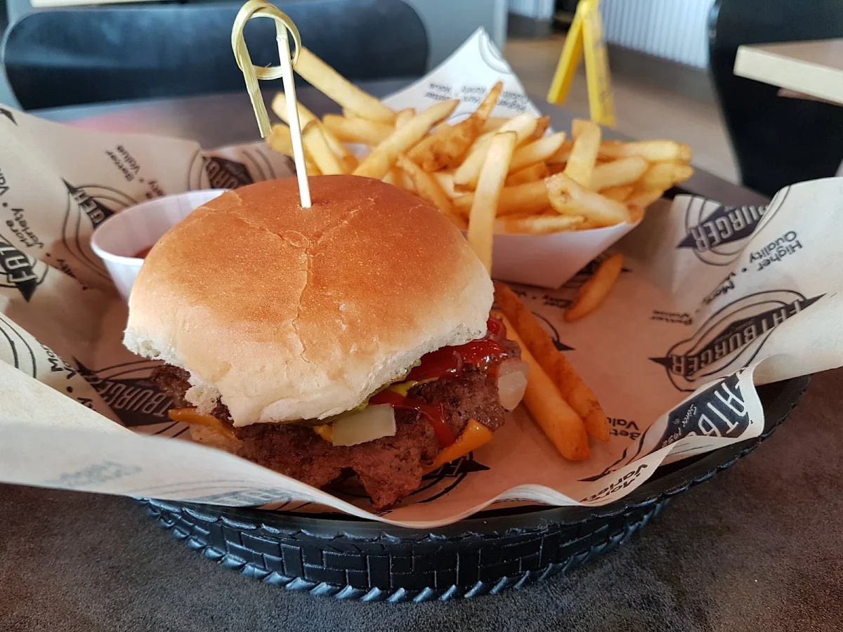 Angus Burger