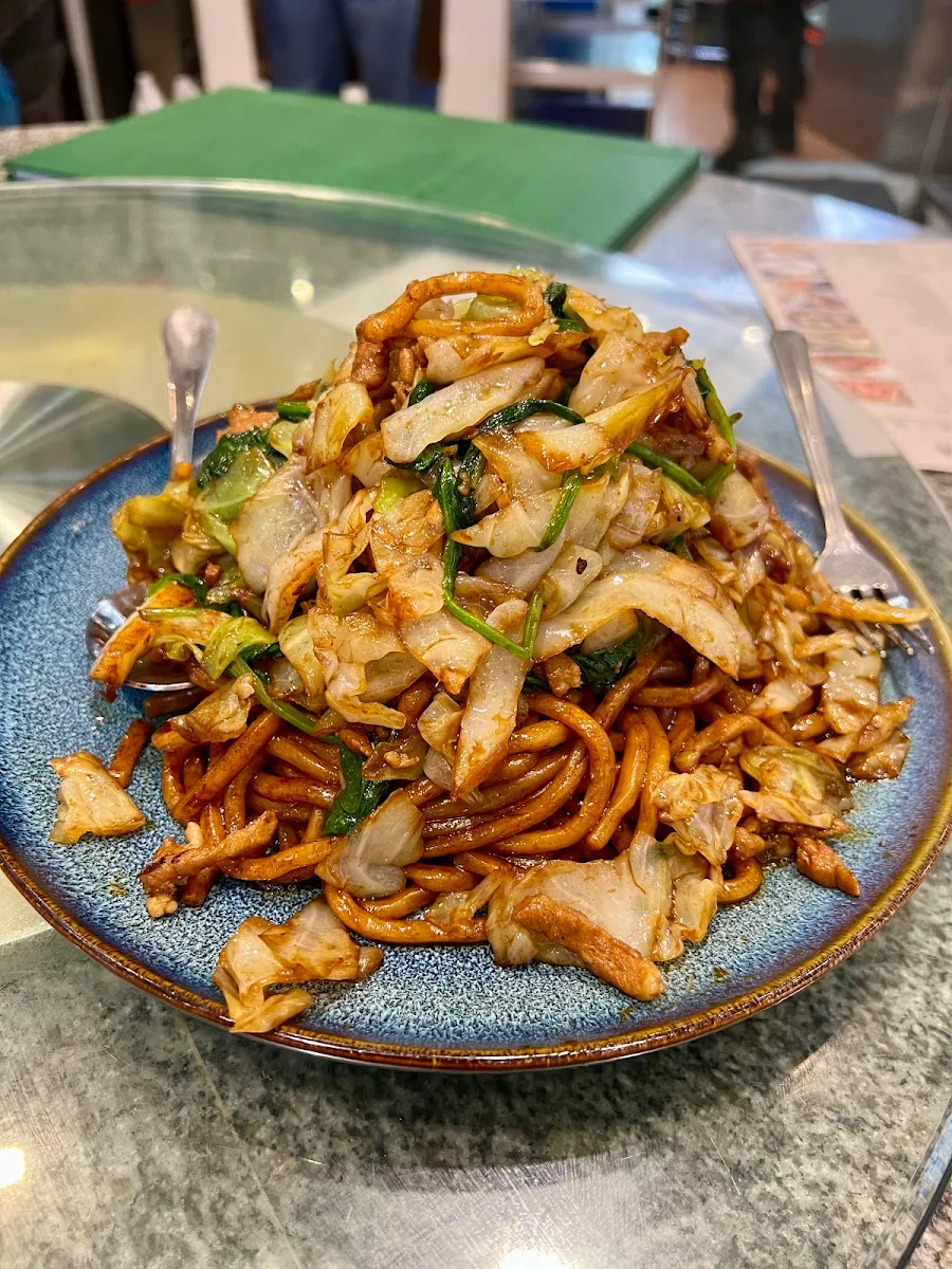 Stir-Fried Noodles with Vegetables