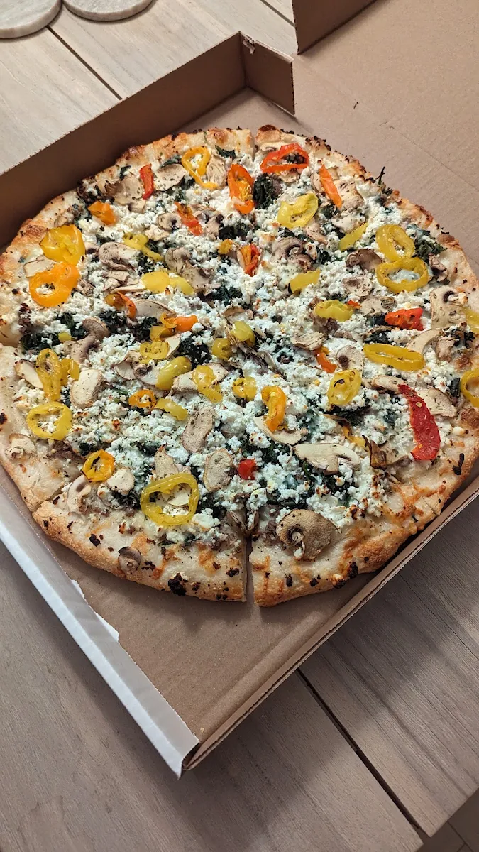 Greek Pizza L