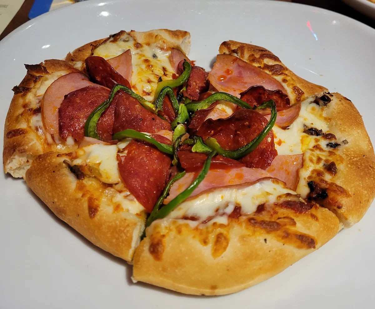 Deluxe Pizza