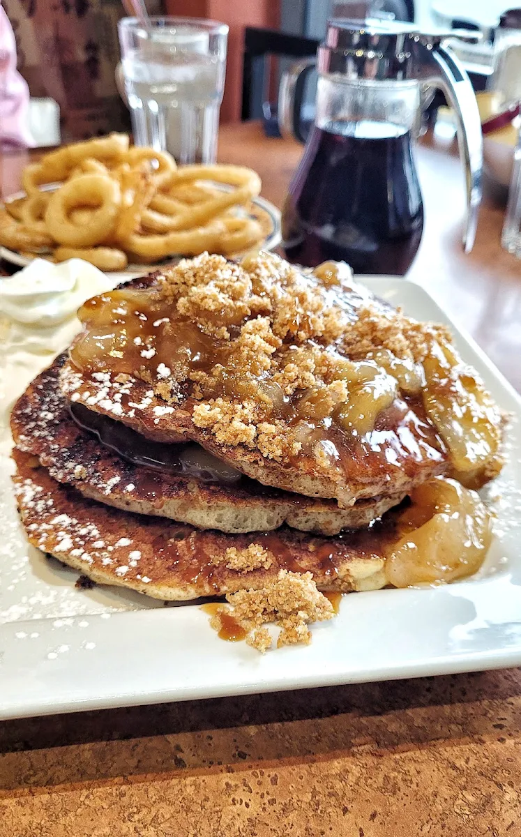 Apple Pie Pancakes