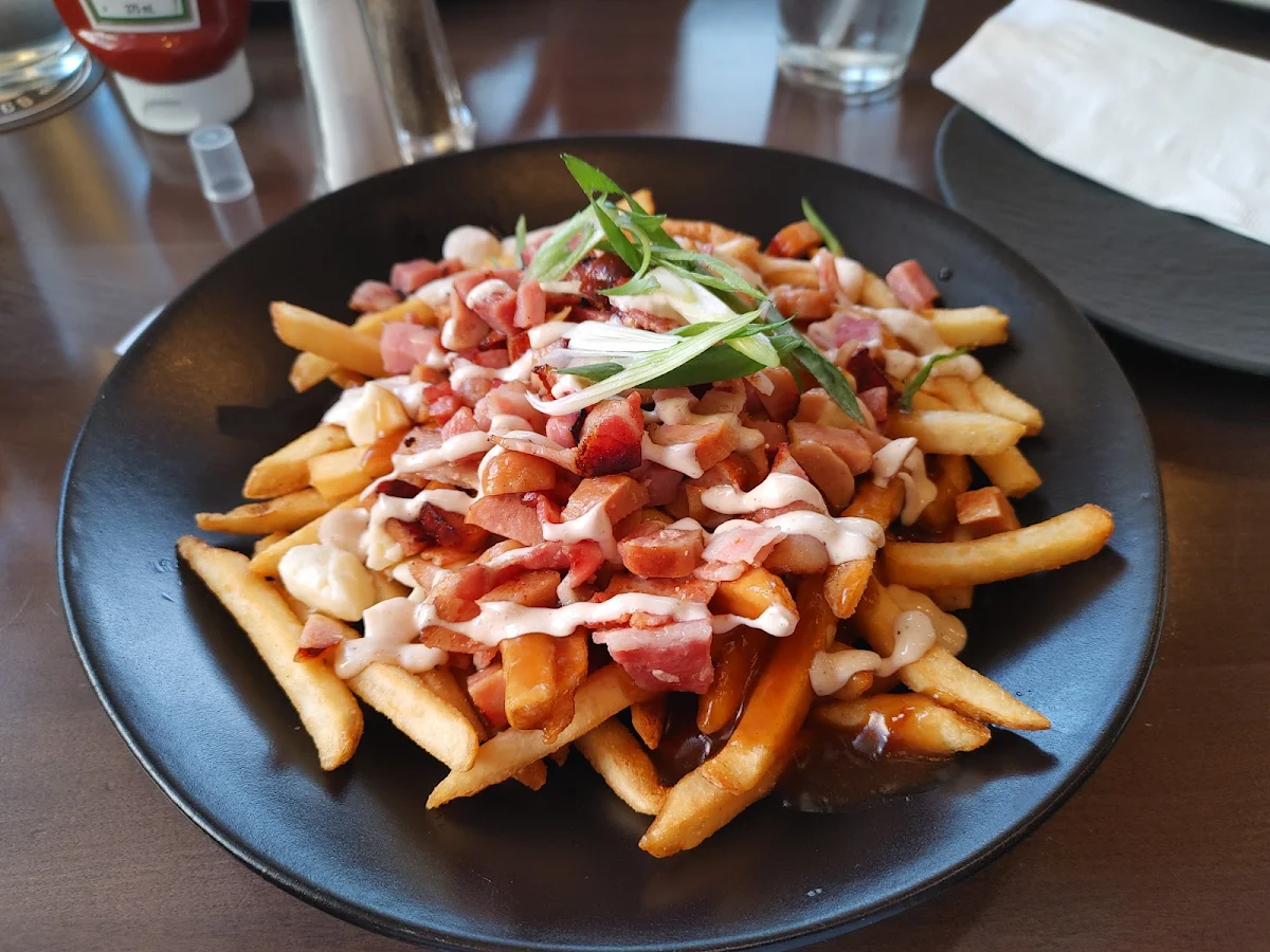 Breakfast Poutine