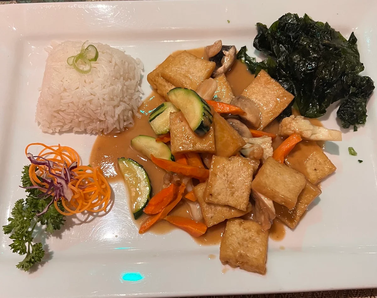 Tofu in Peanut Sauce