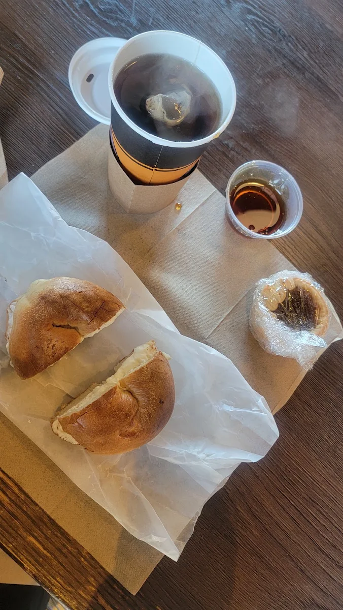 Plain Bagel with Garlic Cream Cheese