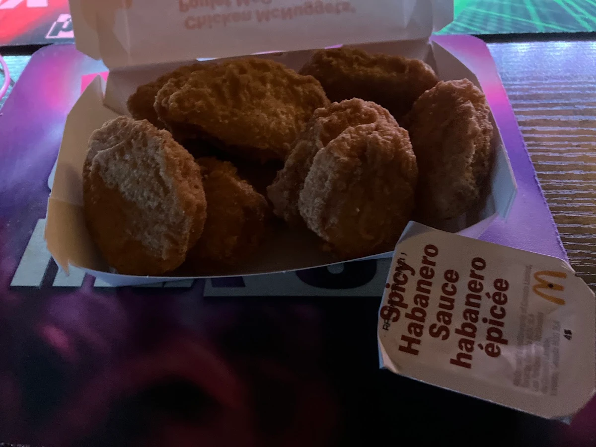 10 Piece Chicken Mcnuggets