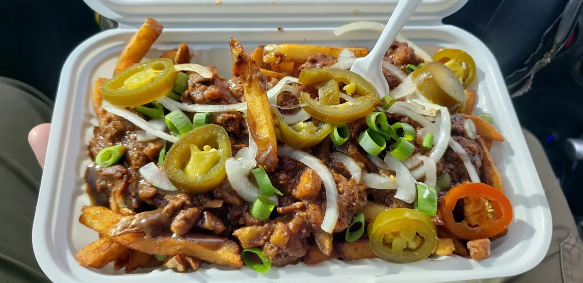 Chili Fries with Gravy Jalapeno Green Ougno