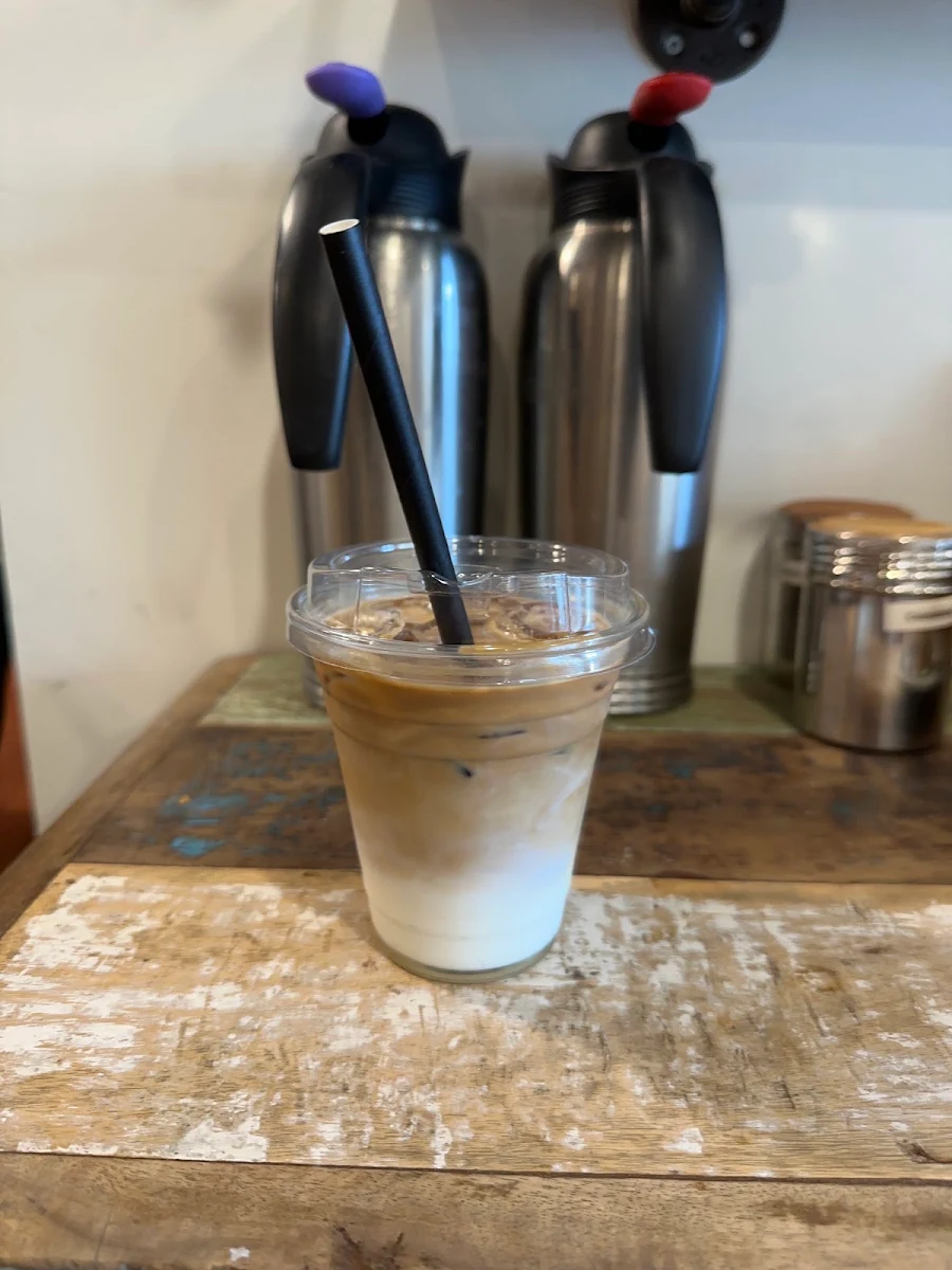 Iced Vanilla Latte