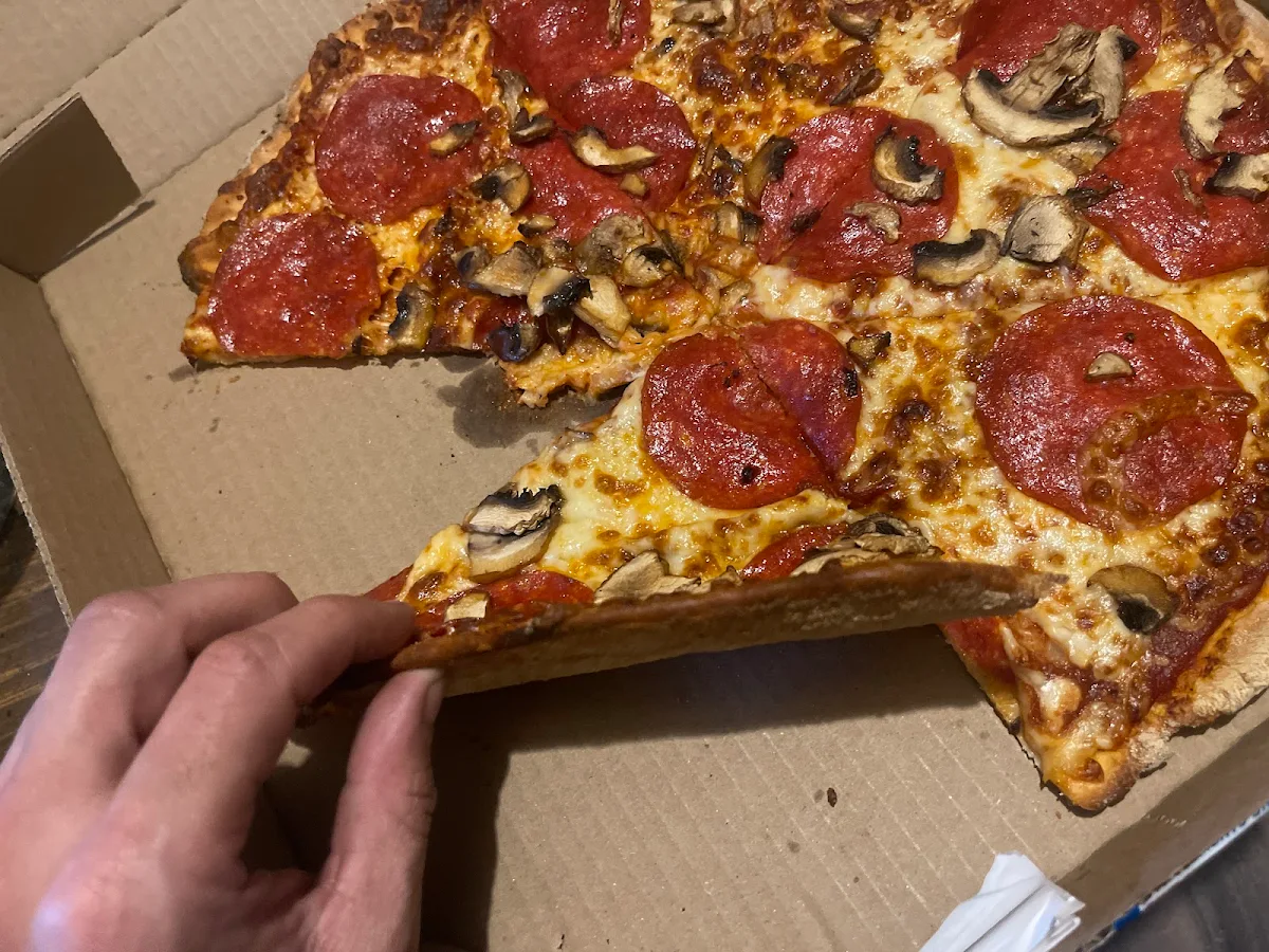 Pizza Du Domino’s Pas Croûte la Boîte Avait l’ère Plus Appétissante