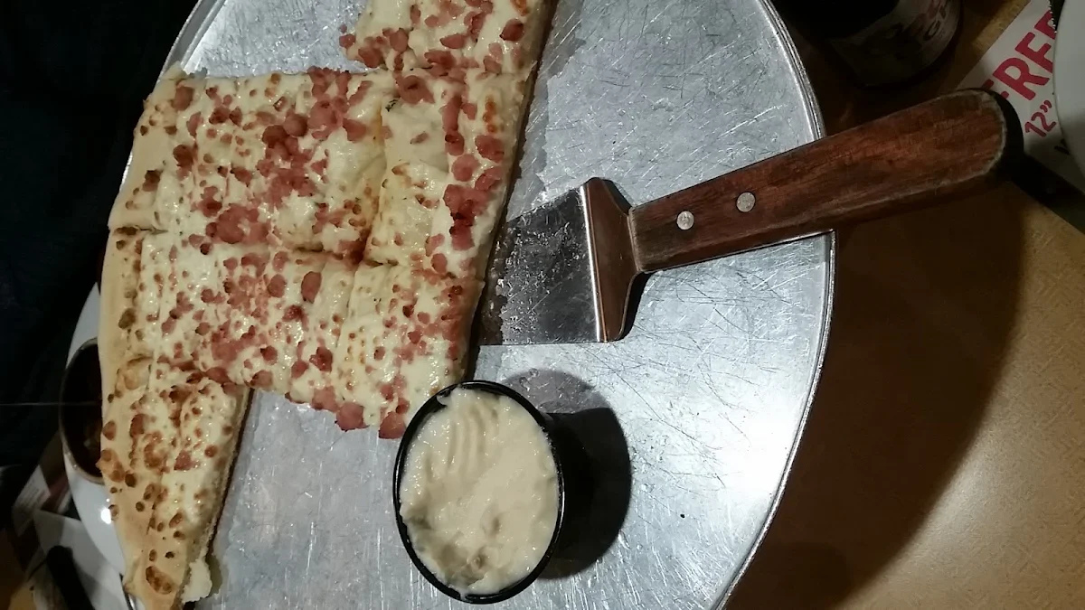 Garlic Fingers with Bacon and Dipping Sauce
