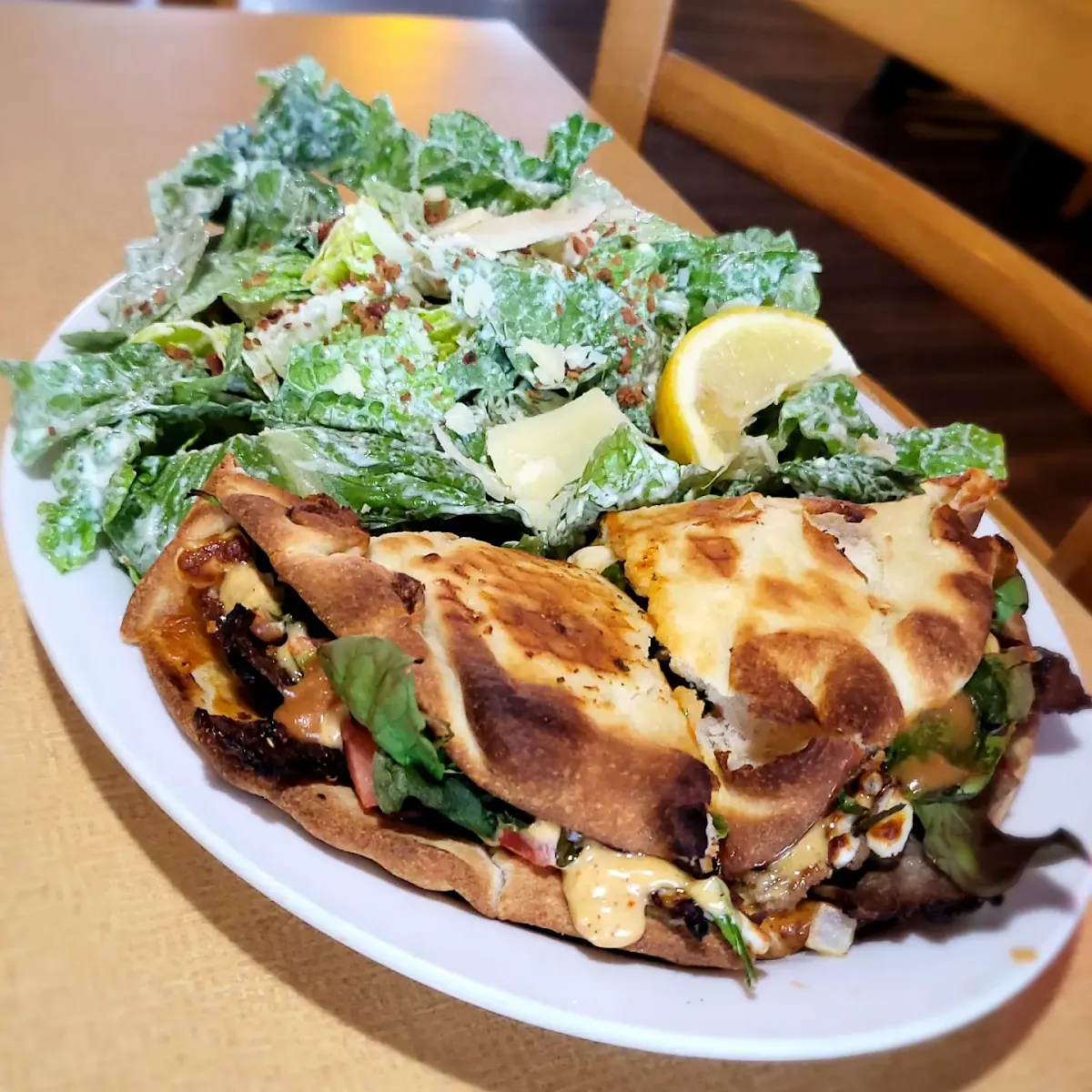 Steak & Cheese Naan'Wich