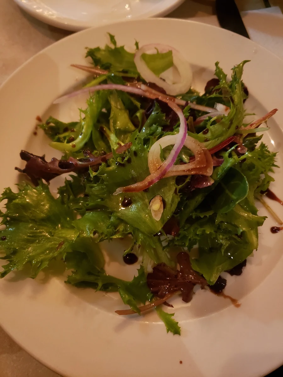 Salade Acadienne Avec Réduction de Vinaigre Balsamique