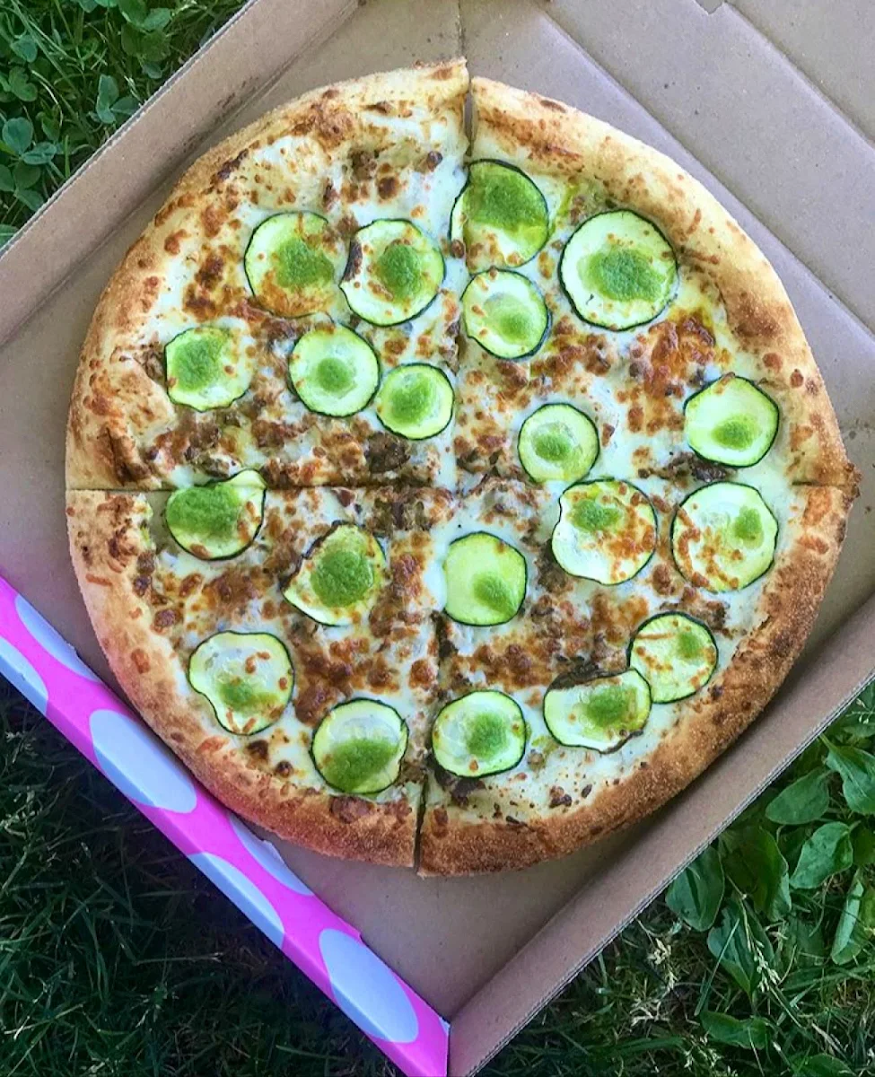Blondies Custom Pizza