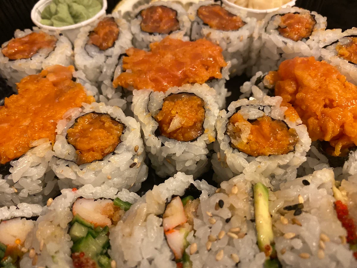 Spicy Salmon Roll
