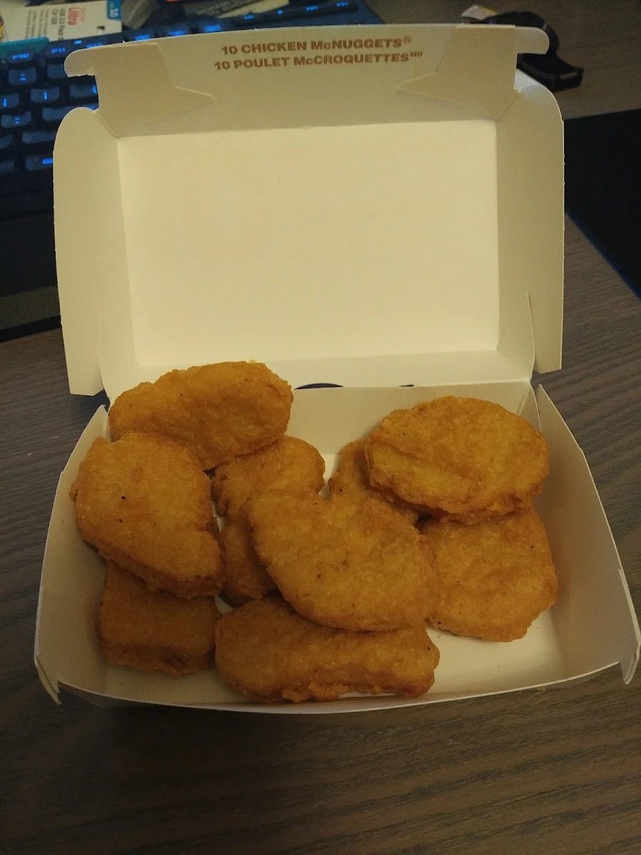 6 Chicken Mcnuggets