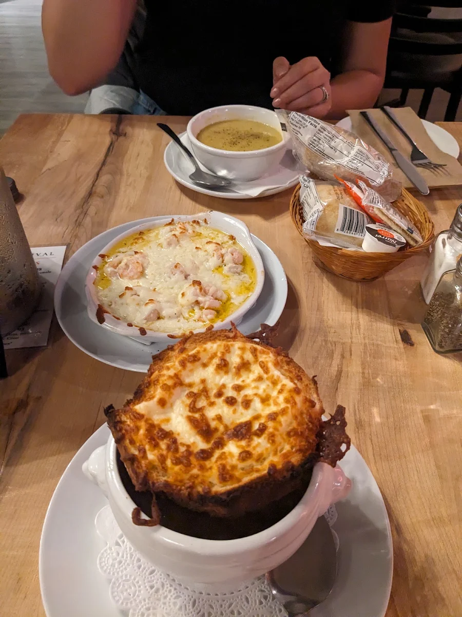 Soupe À l'oignon Gratinée
