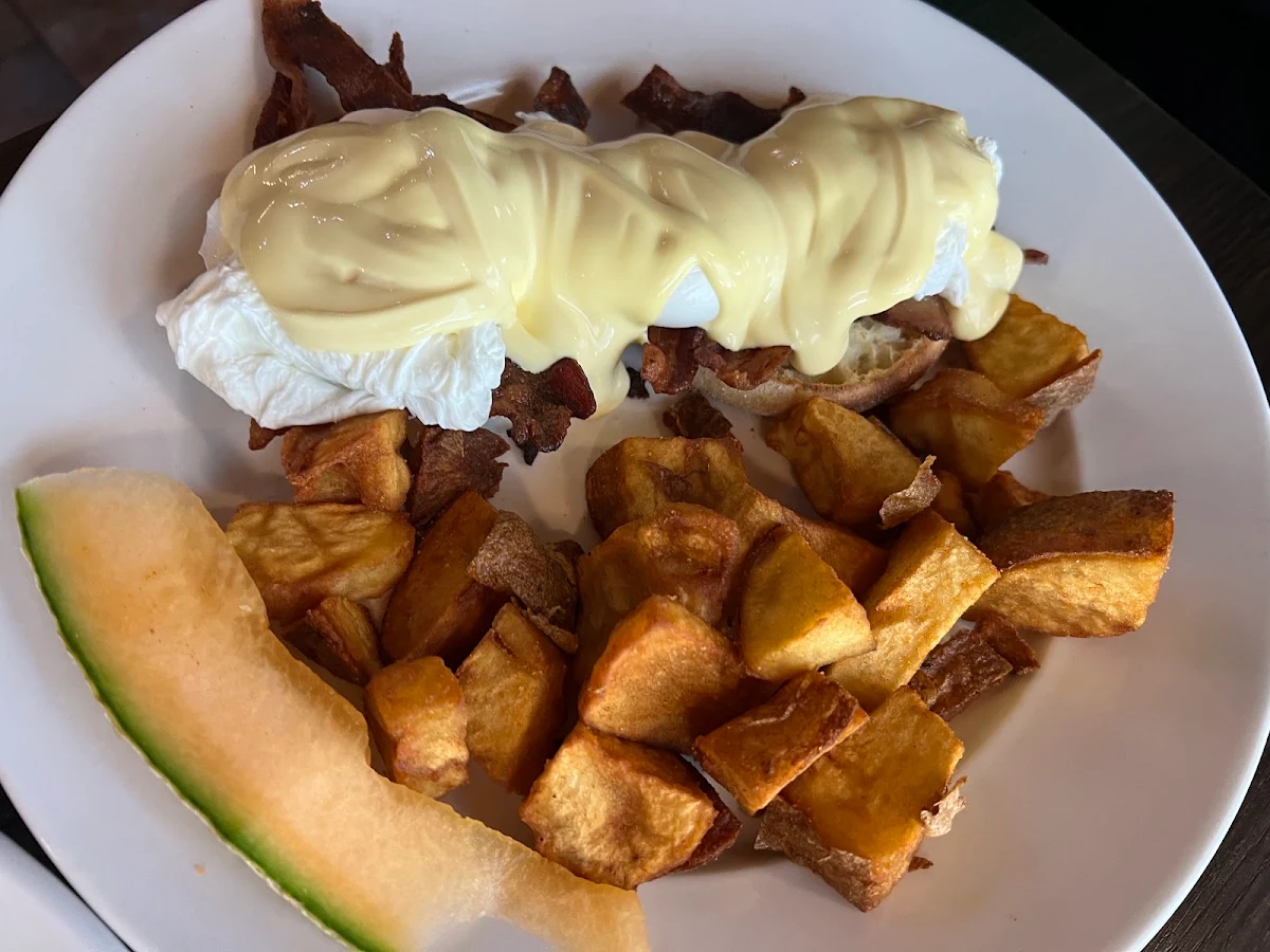 Eggs Benedict