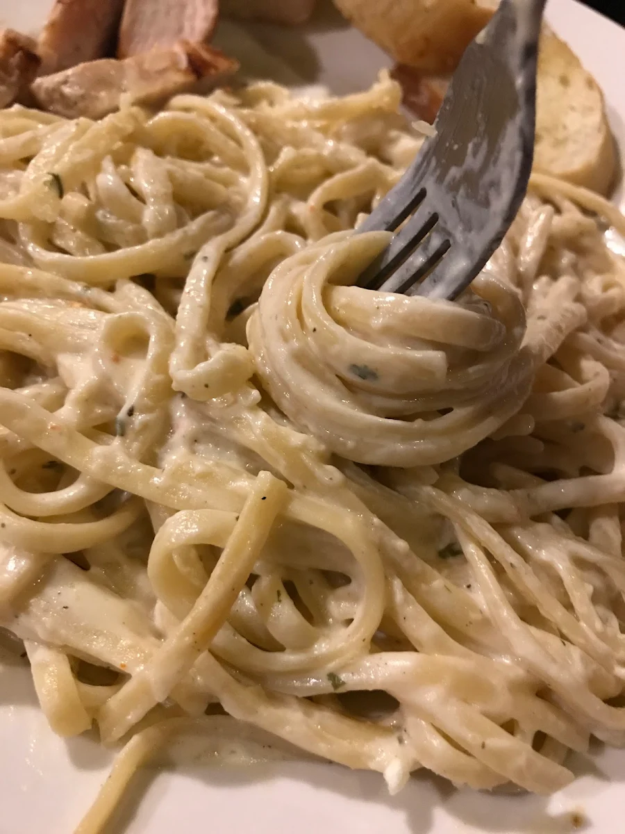 Fettuccine Alfredo