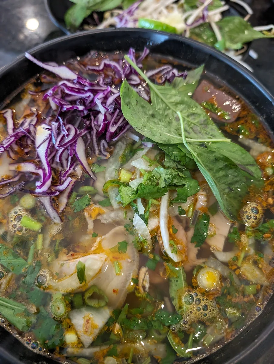 Spicy Hue Style Noodle