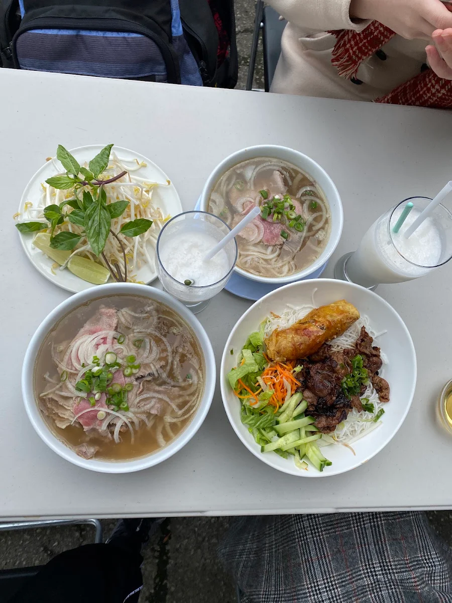 Plain Pho