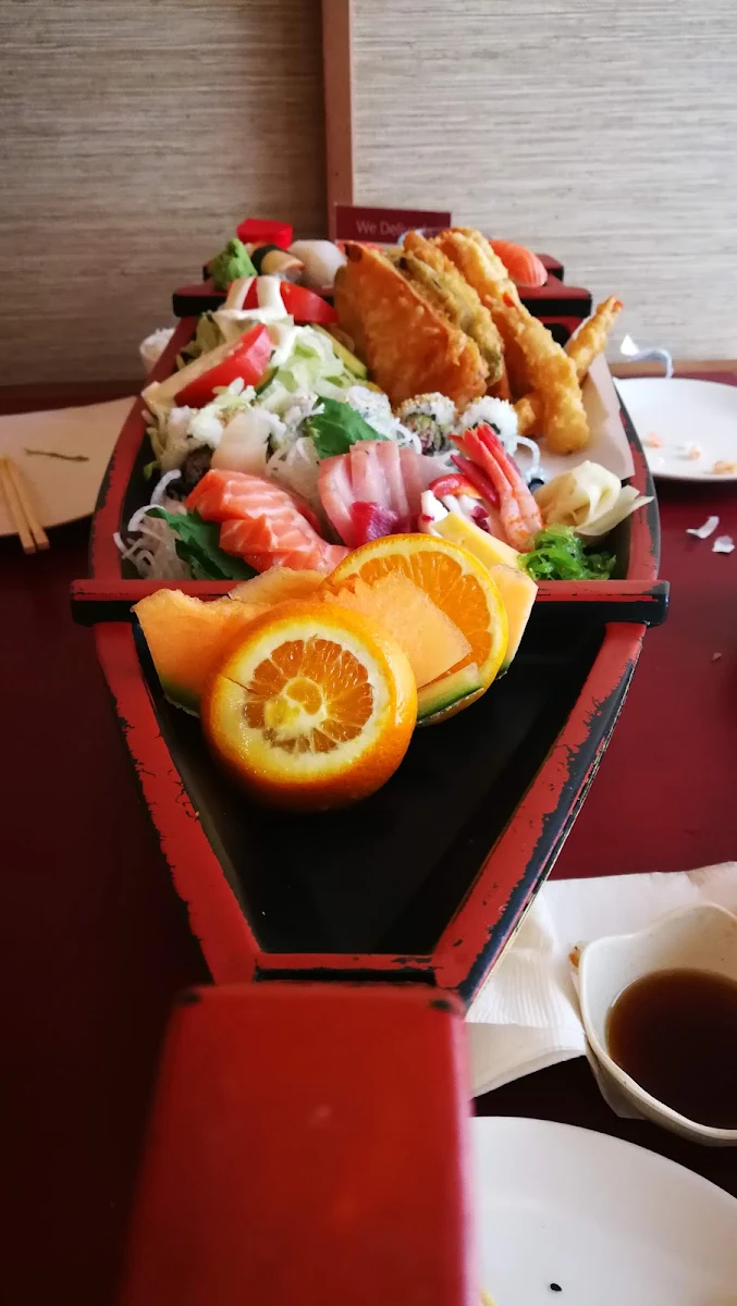 Sushi and Sashimi Combo