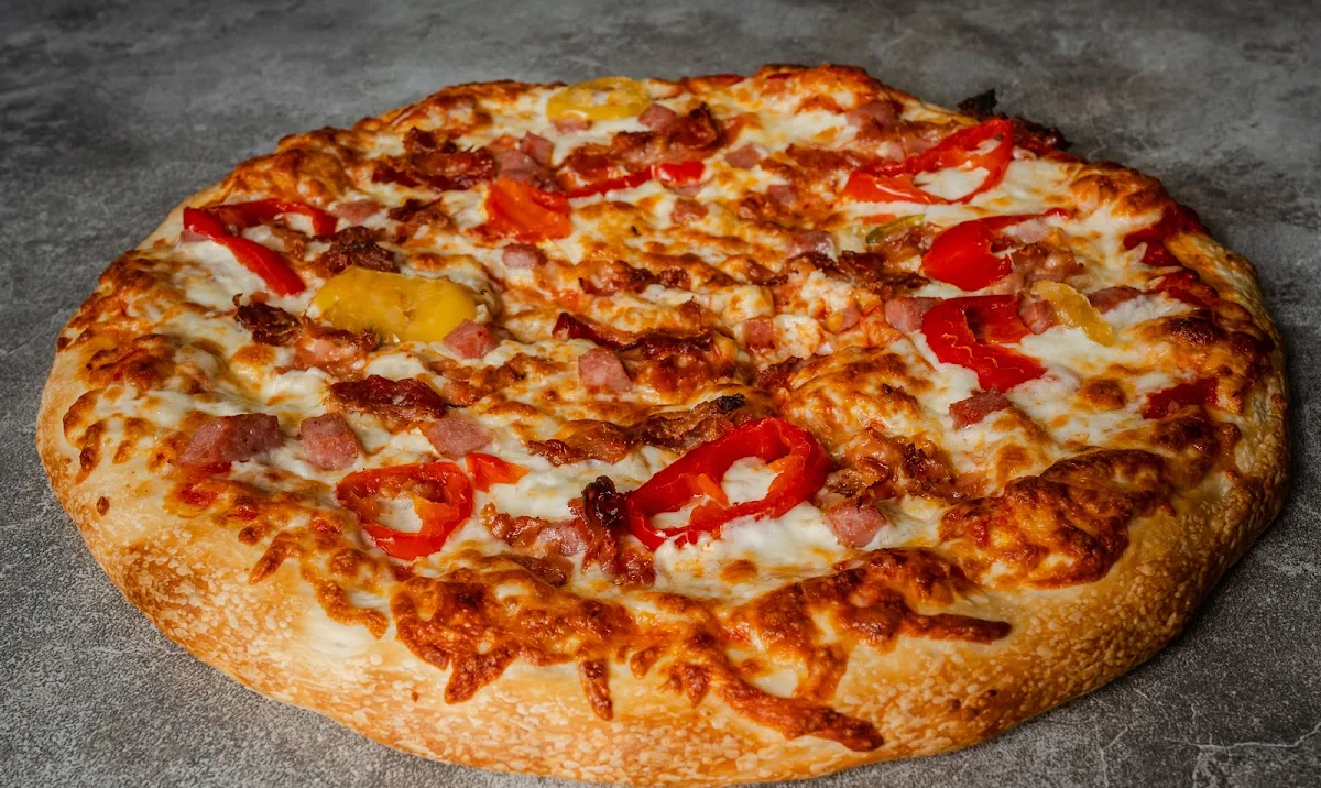 Highlights, Econo Pizza