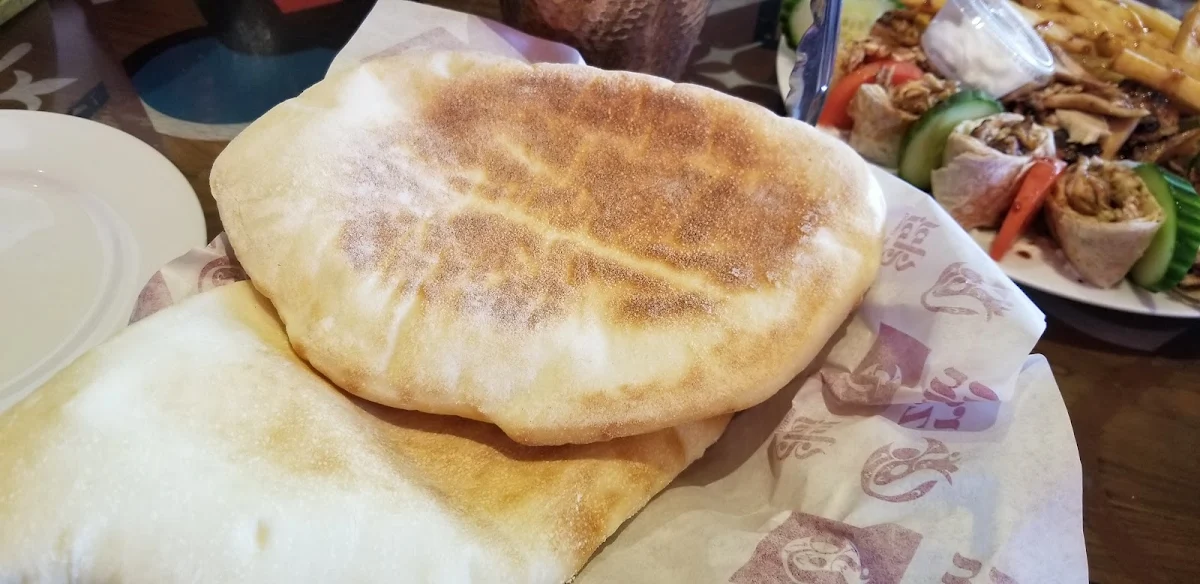 Fresh Bread, Roman Zaman Damascene Cuisine