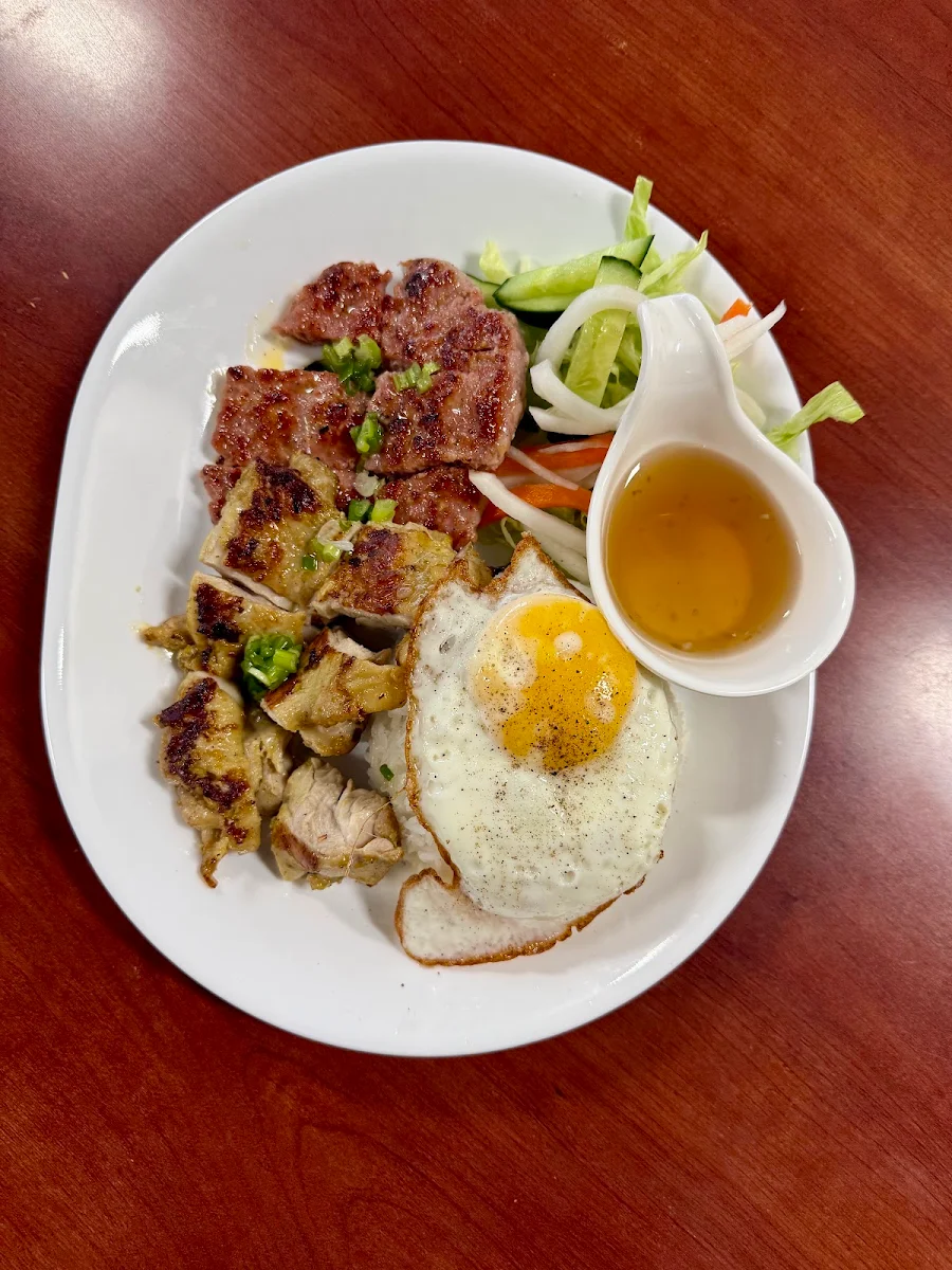 BBQ Lemongrass Pork Fried Egg with Rice