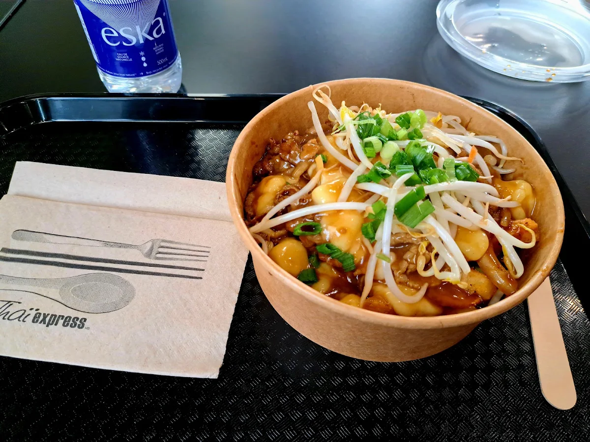 Poutine Thai